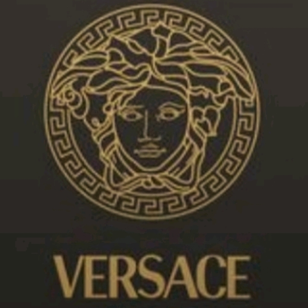 Versace - Picture 5 of 5